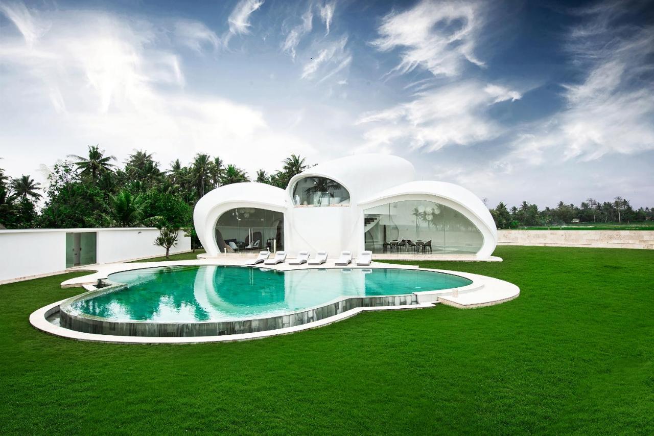 The Cloud Beachfront Villa Tabanan Extérieur photo